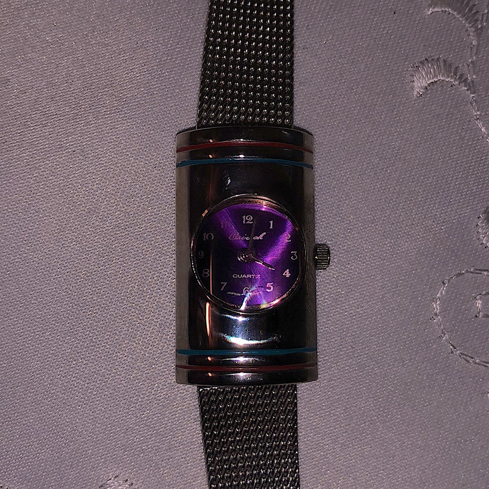 Vintage Ladies purple mesh silvertone watch